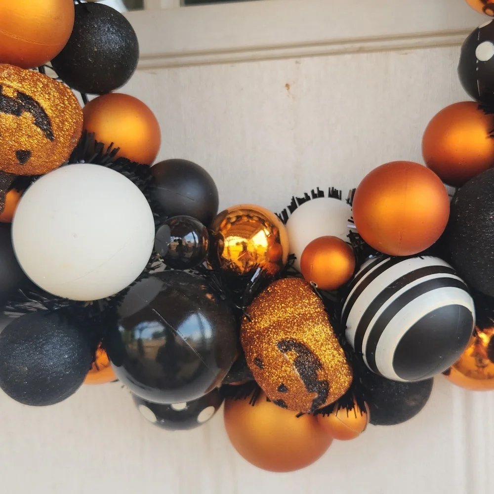 Halloween Black and Orange Bulb Wreath